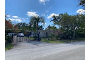 11624 SW 93rd St, Miami, FL 33176, - MLS#A11740341