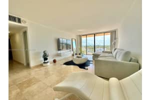 2450 NE 135th St APT 503, North Miami, FL 33181, - MLS#A11740343