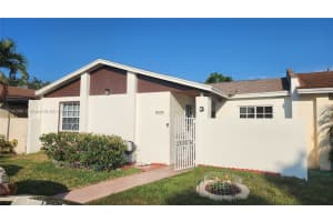19509 NW 55th Cir Pl, Miami Gardens, FL 33055, Sold 04/30/25