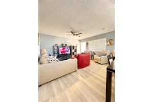 5300 Washington St APT C311, Hollywood, FL 33021, - MLS#A11740389