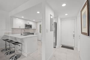 16900 NE 14th Ave APT 203, North Miami Beach, FL 33162, Sold 04/04/25