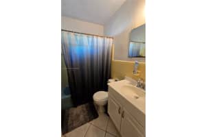 2100 SW 46th Terrace, Fort Lauderdale, FL 33317, Sold 04/14/25