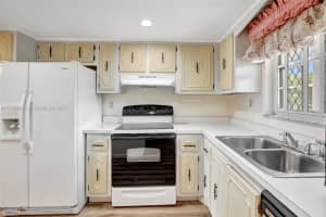 7981 S French Dr # 2-304, Pembroke Pines, FL 33024, - MLS#A11740568