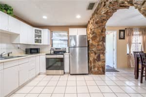 1660 W Breezy Ln, West Palm Beach, FL 33417, Sold 03/20/25