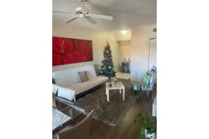 140 SW 117th Ave, Pembroke Pines, FL 33025, Sold 04/15/25