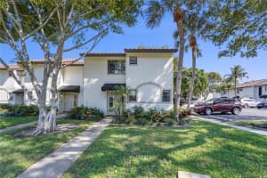 7200 NW 2nd Ave Apartment 38, Boca Raton, FL 33487, Sold 05/27/25