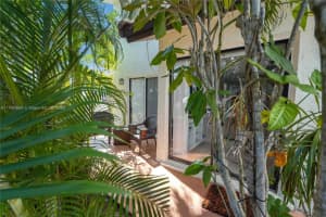 7200 NW 2nd Ave Apartment 38, Boca Raton, FL 33487, Sold 05/27/25