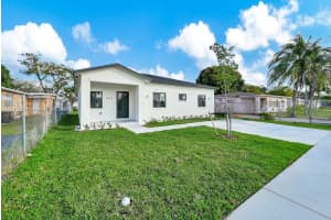 5417 SW 25th St, West Park, FL 33023, Sold 04/15/25