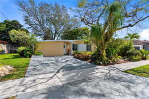 17911 NW 77th Ct, Hialeah, FL 33015, Sold 05/06/25