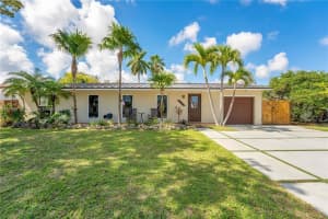 17914 SW 89th Pl, Palmetto Bay, FL 33157, Sold 03/14/25