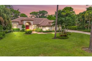 3809 Woodlake Dr, Bonita Springs, FL 34134, Sold 05/12/25