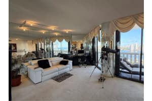 3000 Island Blvd Apt 2504, Aventura, FL 33160, Sold 07/17/25