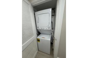 9200 N Hollybrook Lake Dr APT 208, Pembroke Pines, FL 33025, - MLS#A11740924