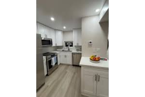 9200 N Hollybrook Lake Dr APT 208, Pembroke Pines, FL 33025, - MLS#A11740924