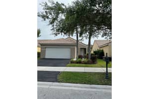 MLS# A11740934, Weston, Florida 33327