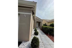 MLS# A11740934, Weston, Florida 33327