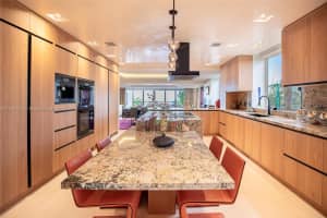 3535 Hiawatha Ave APT 403, Miami, FL 33133, - MLS#A11740973