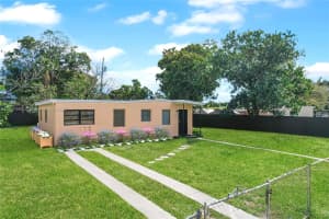 12821 Westview Dr, Miami, FL 33167, Sold 04/30/25