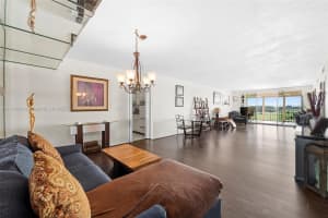 9240 W Bay Harbor Dr, Bay Harbor Islands, FL 33154, Sold 07/31/25