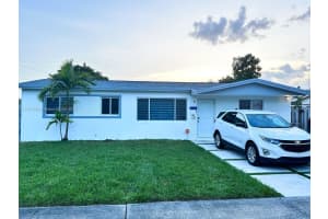 330 N 69th Terrace, Hollywood, FL 33024, Sold 03/04/25