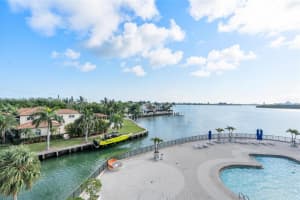 1800 Ne 114th St 503, Miami