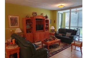 9755 Nw 52nd St 502 Doral, FL 33178 - MLS#A11741238