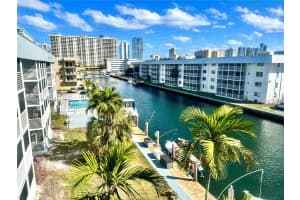 3750 NE 170th St APT 311, North Miami Beach, FL 33160, - MLS#A11741259