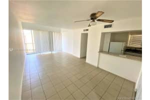 110 Fontainebleau Blvd, Miami, FL 33172, Sold 03/13/25