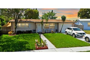 658 Sw 1st Ct, Boynton Beach