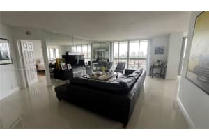 3500 Mystic Pointe Dr 1405, Aventura