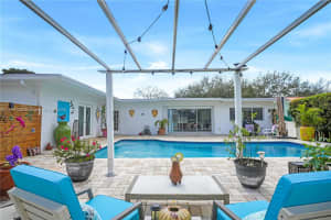 1131 Falcon Ave, Miami Springs, FL 33166, Sold 04/24/25