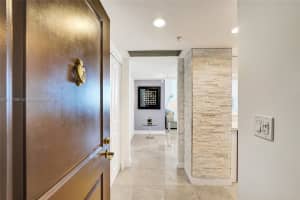 610 E Las Olas Blvd, Fort Lauderdale, FL 33301, Sold 03/31/25