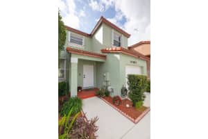 15126 NW 8th St, Pembroke Pines, FL 33028, Sold 04/03/25