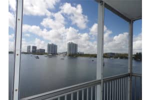 3000 Marcos Dr, Aventura, FL 33160, Sold 04/11/25