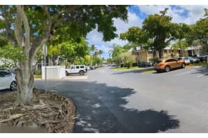 917 Ne 199th St 206 Miami, FL 33179 - MLS#A11741515