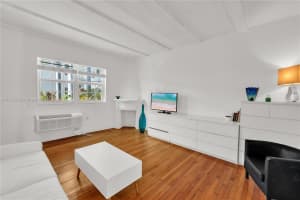 439 15th St APT 2, Miami Beach, FL 33139, - MLS#A11741533