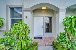 21275 NE 8th Pl, Miami, FL 33179, Sold 04/17/25