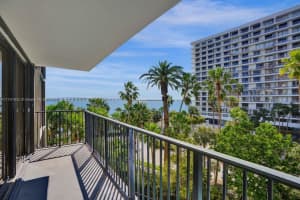 1450 Brickell Bay Dr 503, Miami