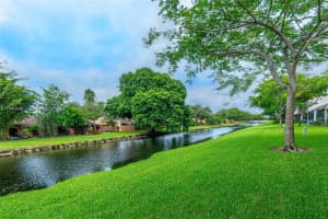 7902 NW 10th St, Plantation, FL 33322, Sold 03/27/25