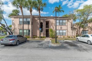 2826 S University Dr, Davie, FL 33328, Sold 05/20/25