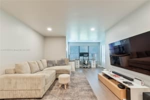 2826 S University Dr, Davie, FL 33328, Sold 05/20/25