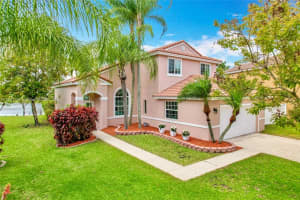18960 NW 10th St, Pembroke Pines, FL 33029, Sold 05/19/25