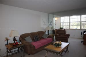 3210 Holiday Springs Blvd # 2-204, Margate, FL 33063, - MLS#A11741781