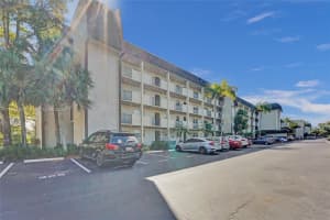 6080 NW 44th St APT 401, Lauderhill, FL 33319, - MLS#A11741792