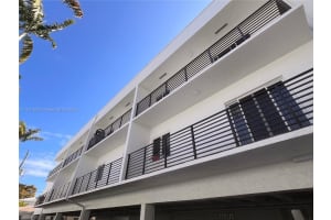 1033 Lenox Ave., Miami Beach, FL 33139, Sold 03/27/25