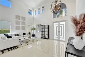2472 Quail Roost Dr, Weston, FL 33327, Sold 04/15/25