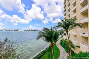 888 Brickell Key Dr APT 600, Miami, FL 33131, - MLS#A11741868