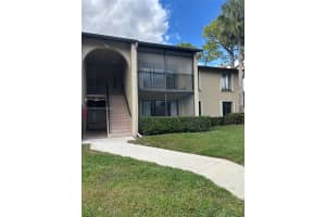 718 Sunny Pine Way H2, Green Acres