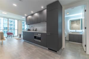 227 Ne 2nd St 2610, Miami
