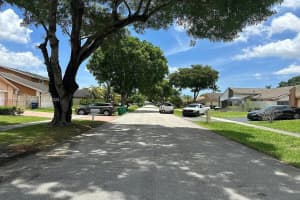 6920 NW 45th St, Lauderhill, FL 33319, - MLS#A11742002